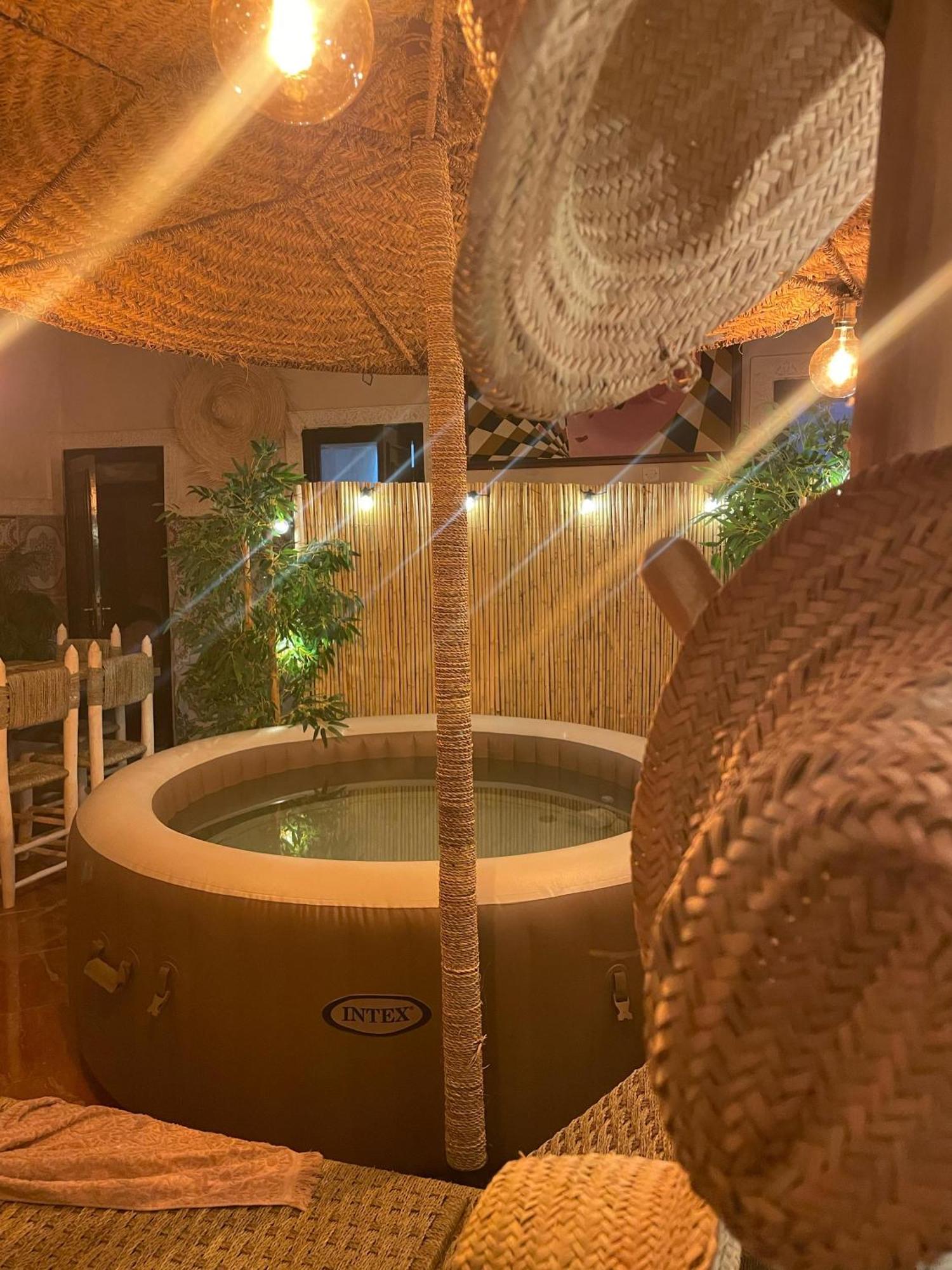 Riad Msholidays Jacuzzi Privatise Marrakech Marrakesh Exterior photo